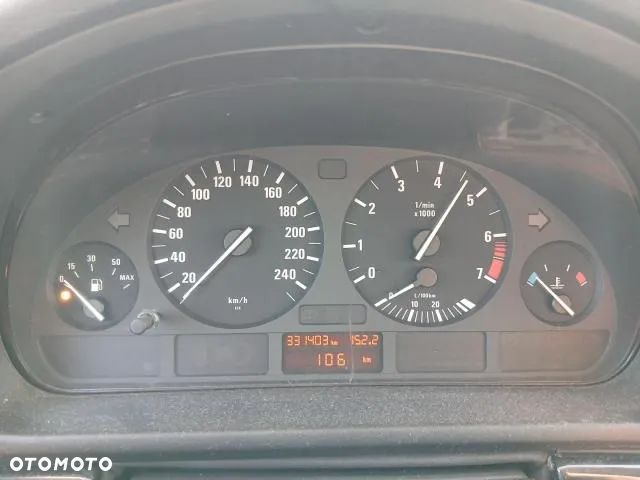 BMW Seria 5 525i - 7