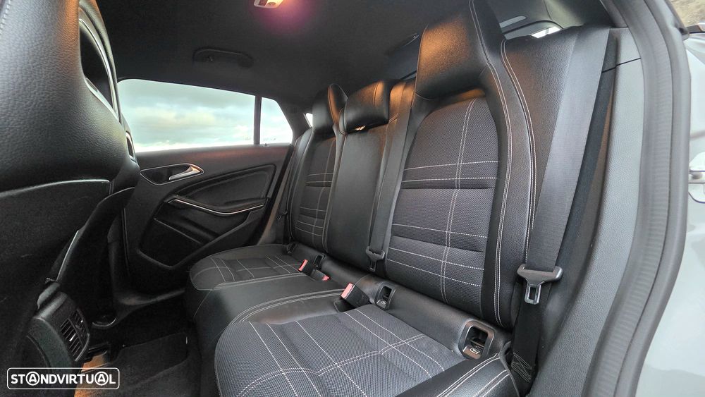 Mercedes-Benz CLA 200 d Shooting Brake AMG Line Aut. - 12