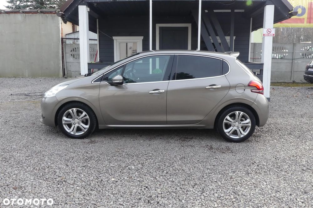 Peugeot 208 1.6 VTi Allure - 17
