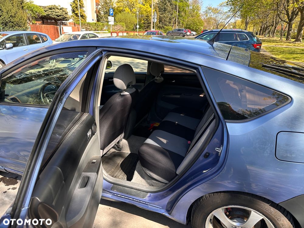 Toyota Prius 1.5 VVT-i Sol - 12