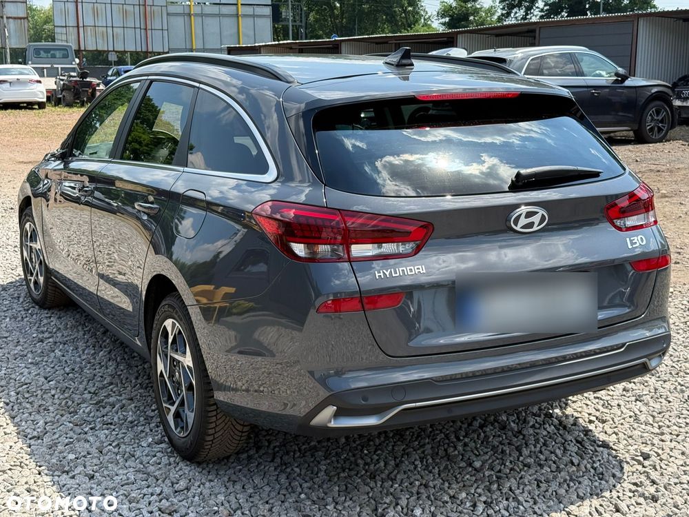 Hyundai i30 1.5 T-GDI 48V Smart DCT - 12