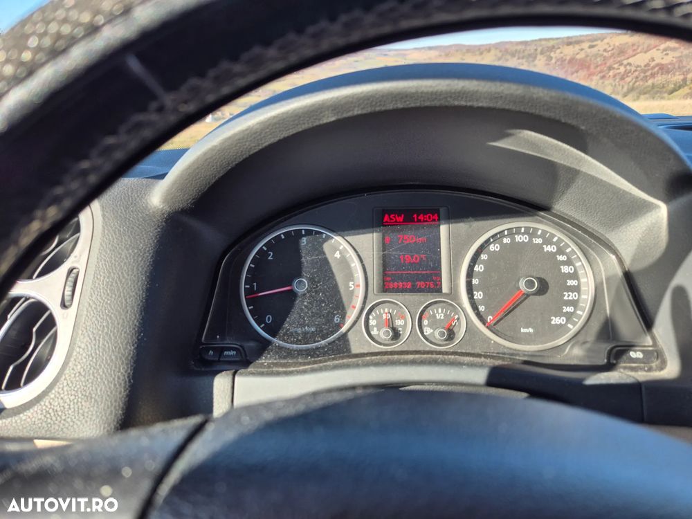 Volkswagen Tiguan 2.0 TDI DPF 4Motion Track & Field - 11