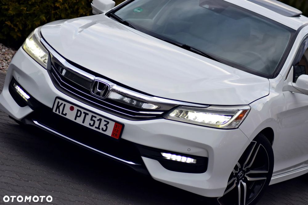 Honda Accord - 1