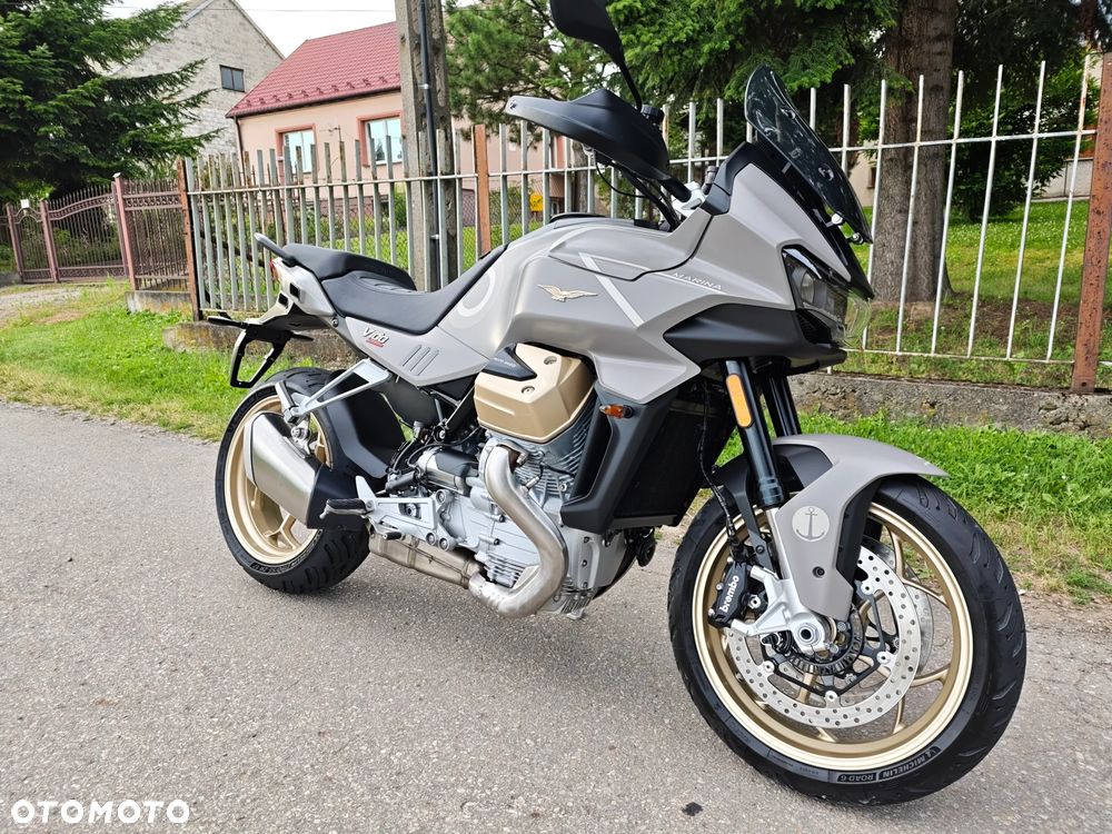 Moto Guzzi V100 Mandello - 3