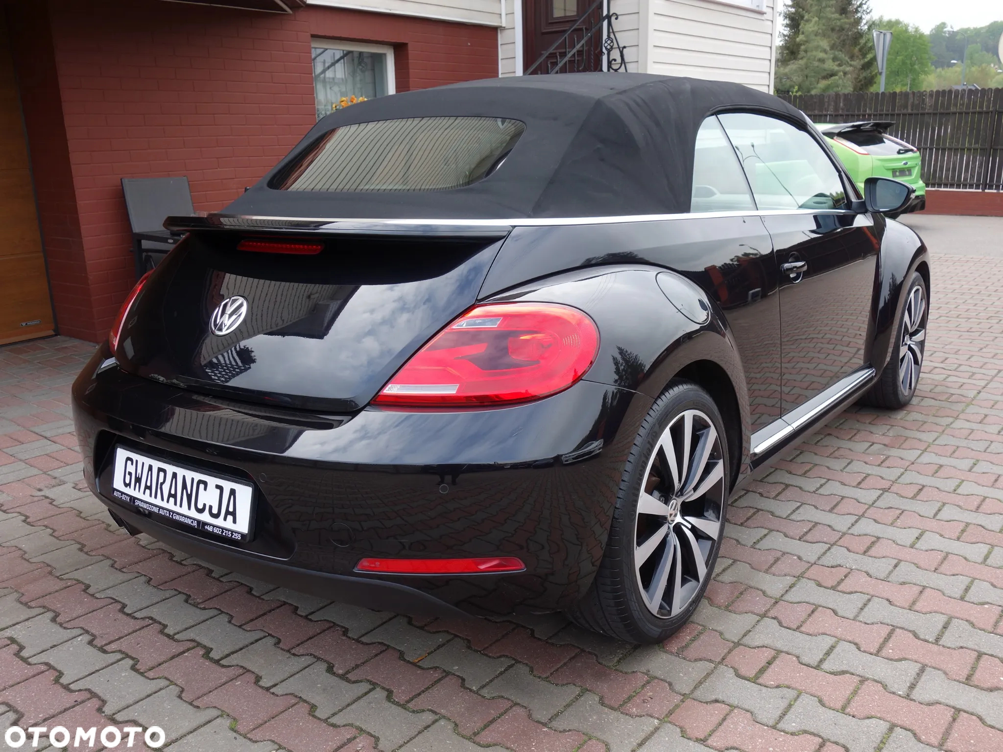 Volkswagen New Beetle - 10