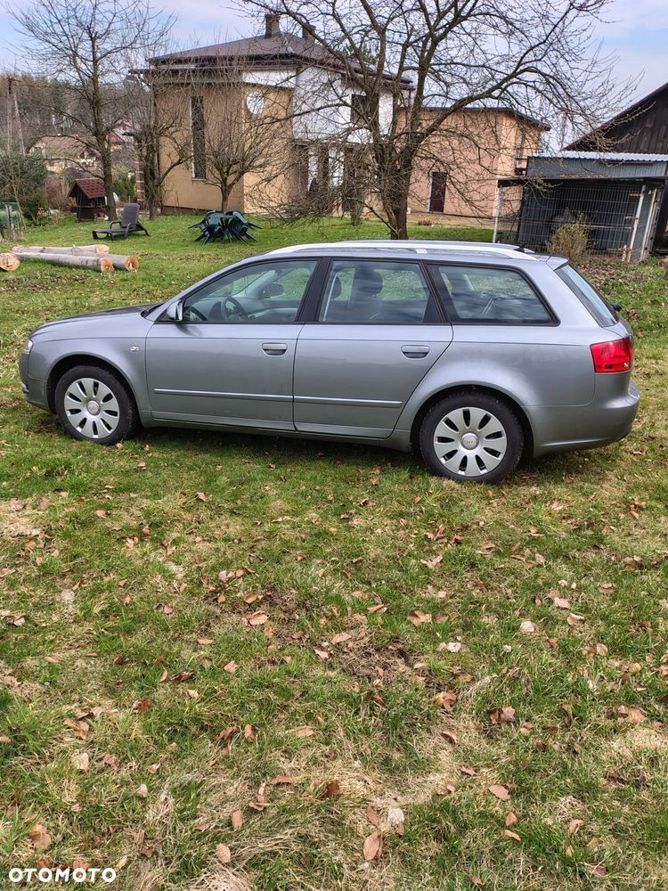 Audi A4 Avant 2.0 TDI - 4