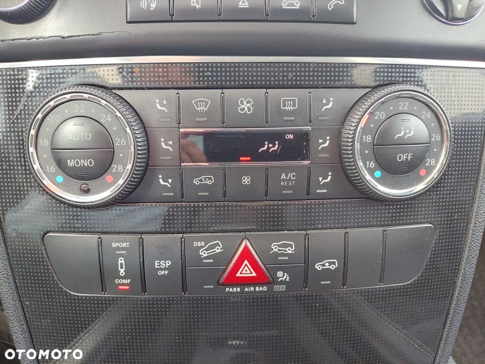 Mercedes-Benz ML - 18