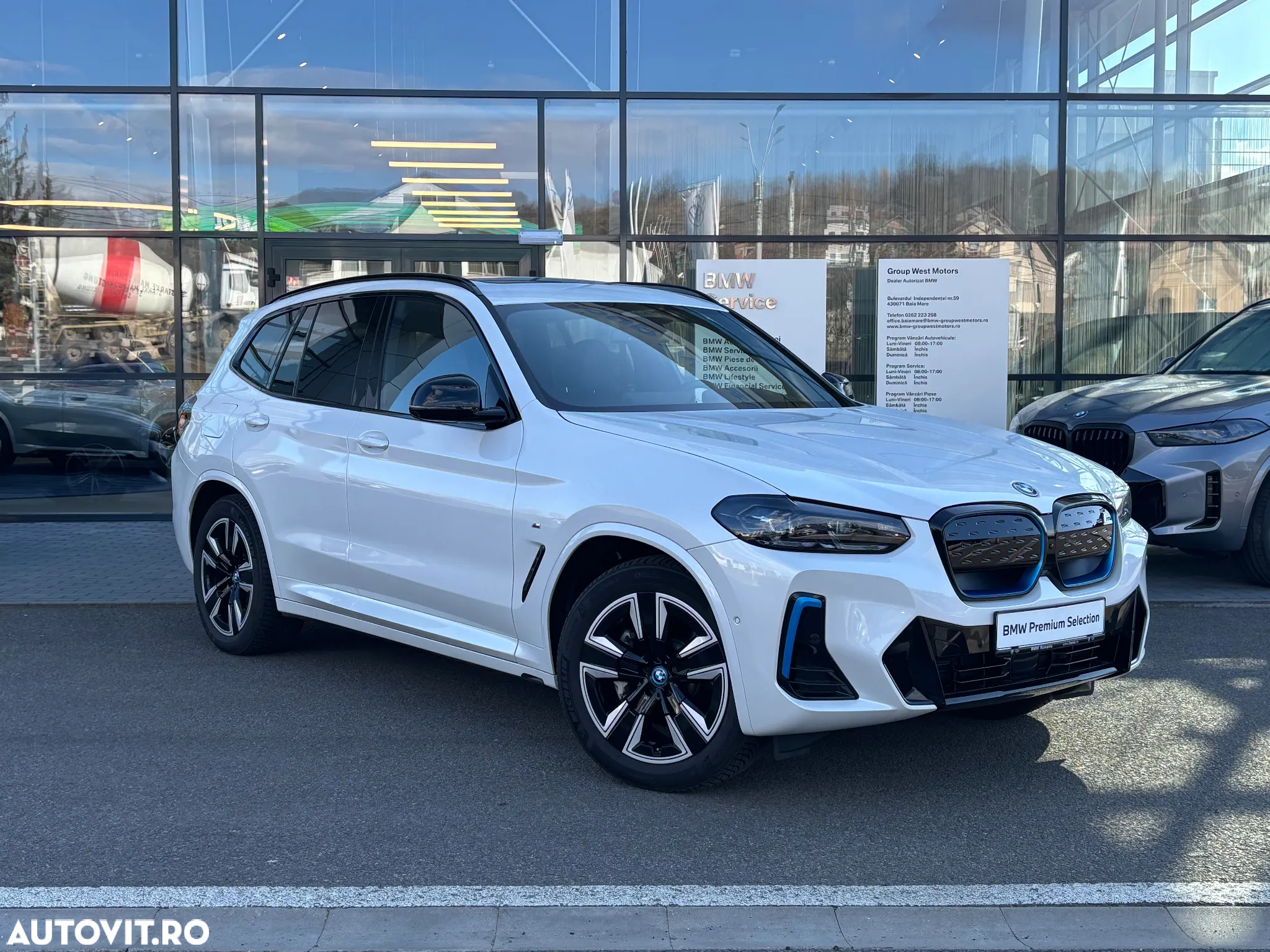 BMW iX3 Standard - 4