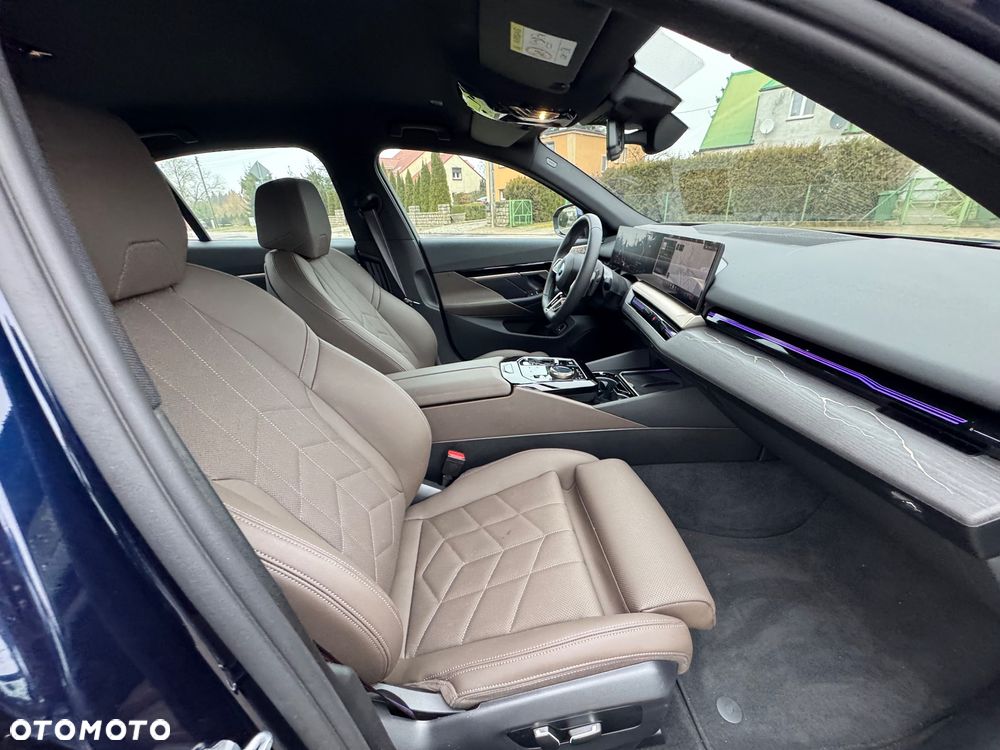 BMW Seria 5 520d - 26