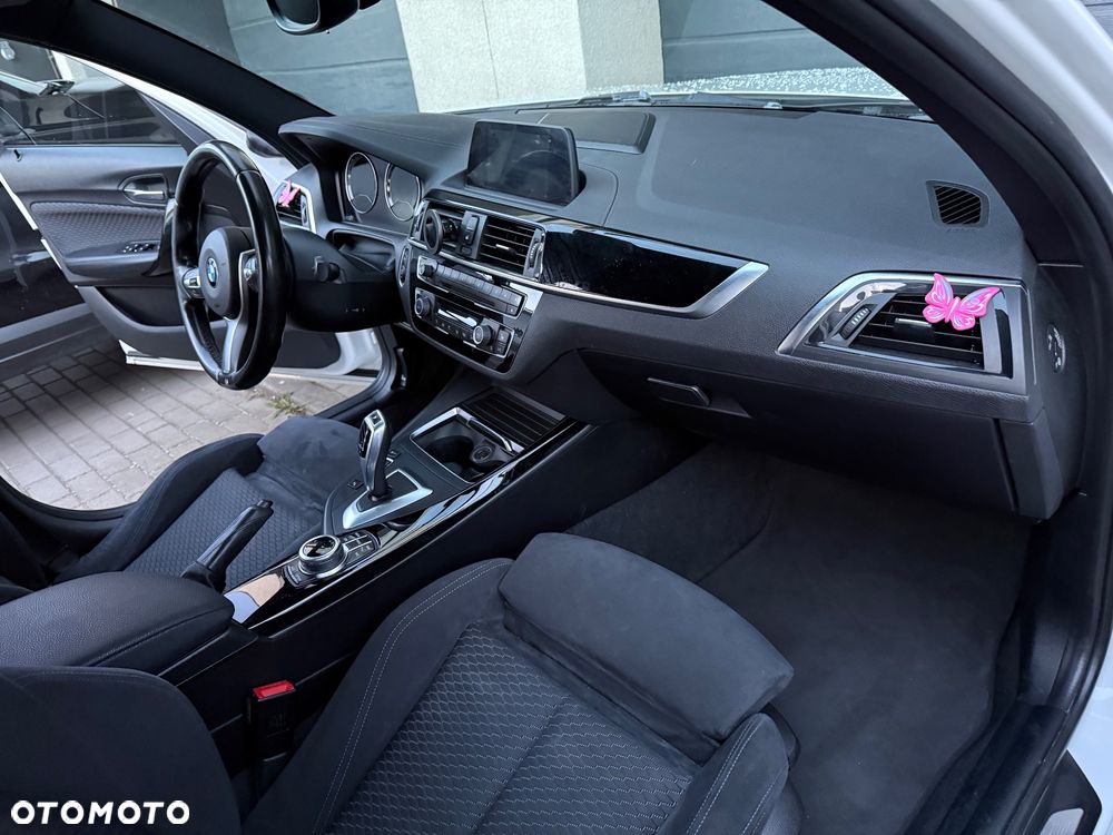 BMW Seria 1 118i M Sport - 24