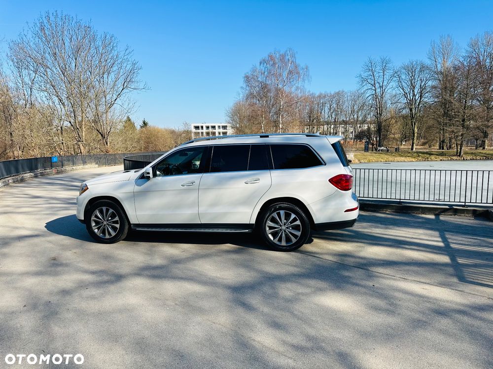 Mercedes-Benz GL 400 4Matic 7G-TRONIC - 3