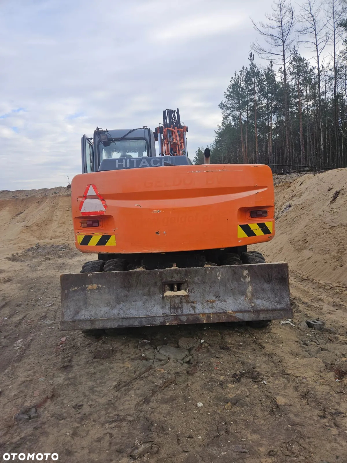 Hitachi ZX 130W - 2
