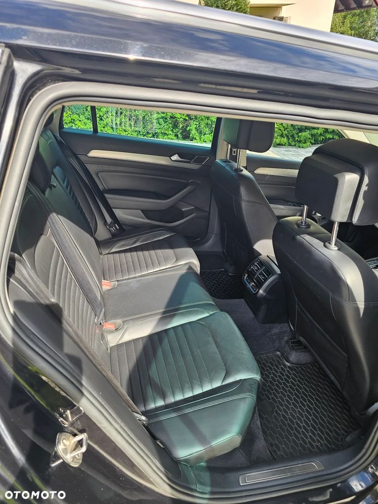 Volkswagen Passat 2.0 TDI 4Mot Elegance DSG - 16