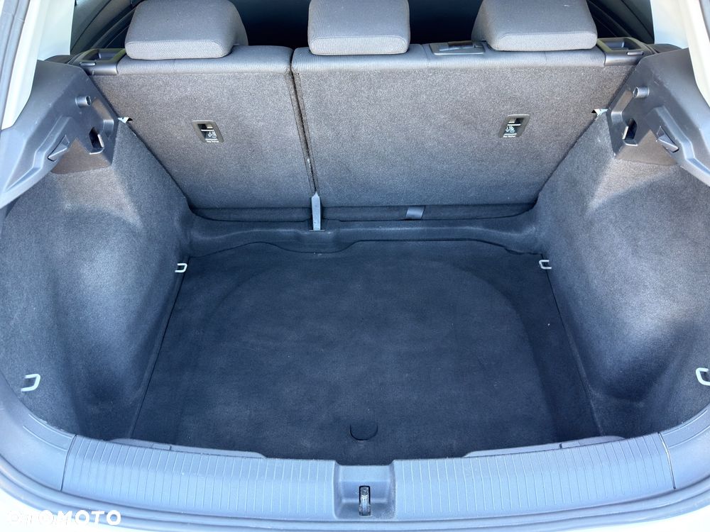 Volkswagen T-Roc 1.0 TSI - 21