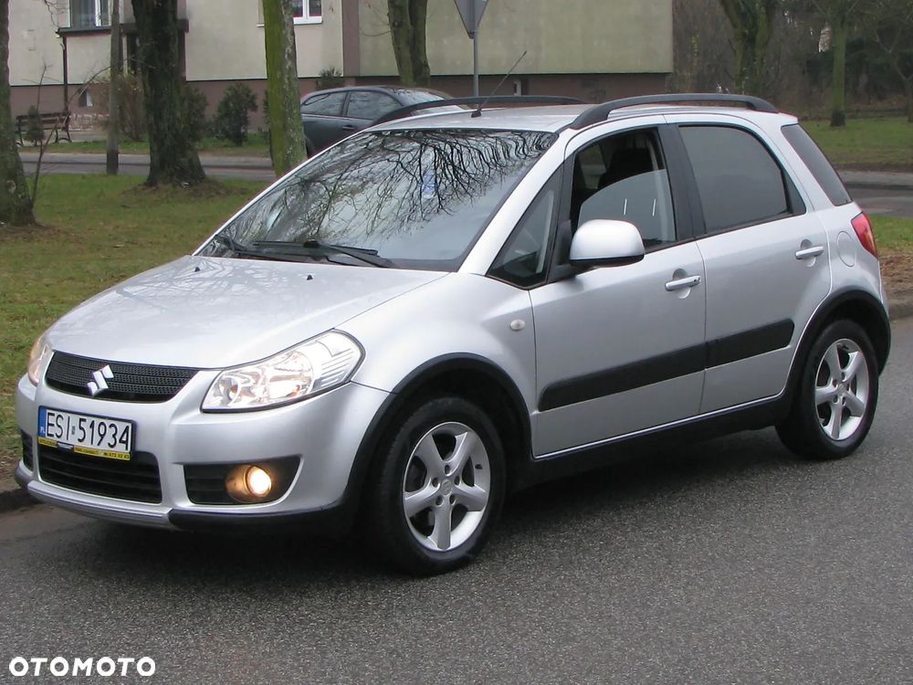 Suzuki SX4 1.6 VVT 4x2 Comfort - 1