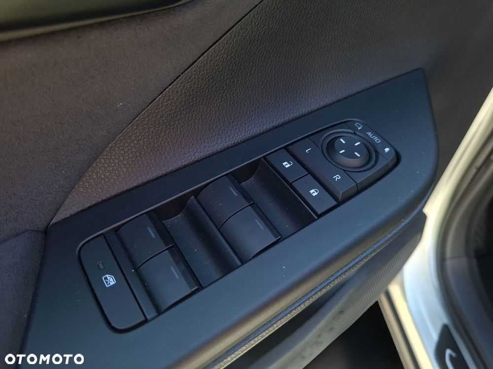 Toyota C-HR 2.0 Hybrid Dynamic Force Executive Premiere Edition - 22