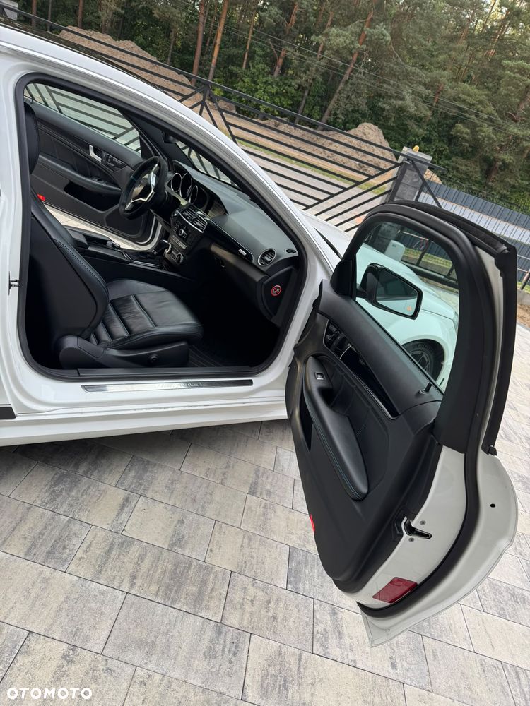 Mercedes-Benz Klasa C 63 AMG AMG SPEEDSHIFT MCT Edition 507 - 3