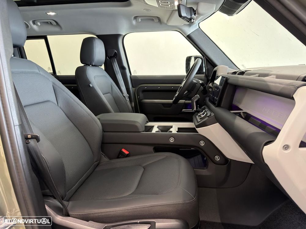 Land Rover Defender 3.0 D250 130 AWD S - 8