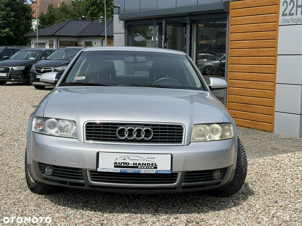 Audi A4 Limousine - 2