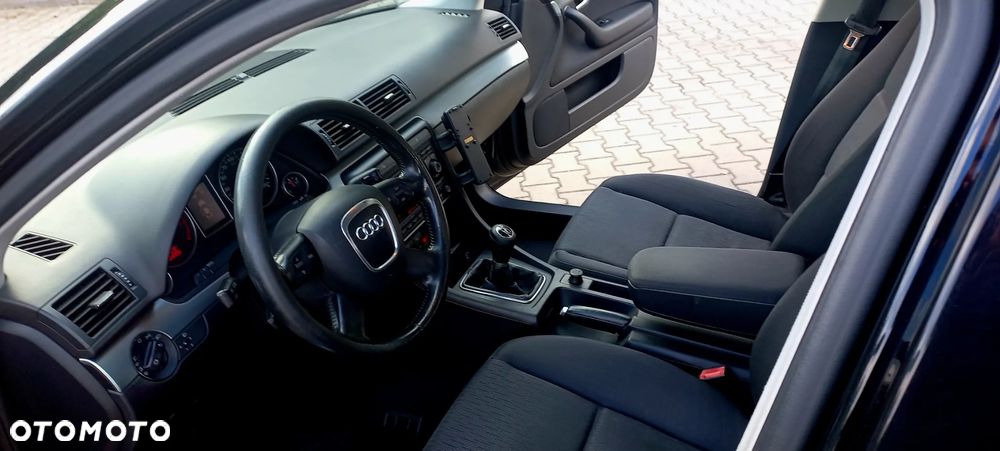 Audi A4 ver-1-8-t - 19