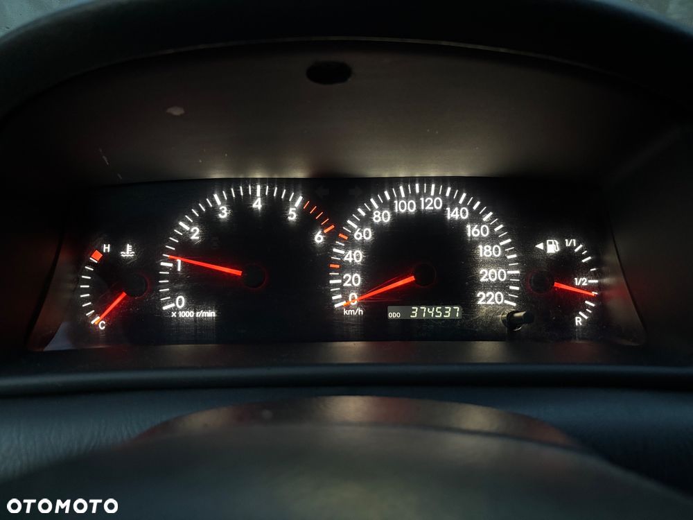 Toyota Corolla 2.0 D-4D Terra - 16