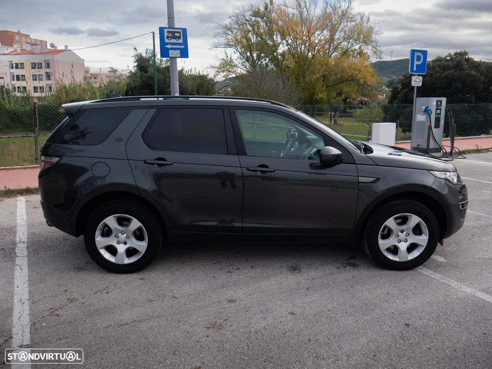 Land Rover Discovery Sport 2.0 TD4 SE - 3