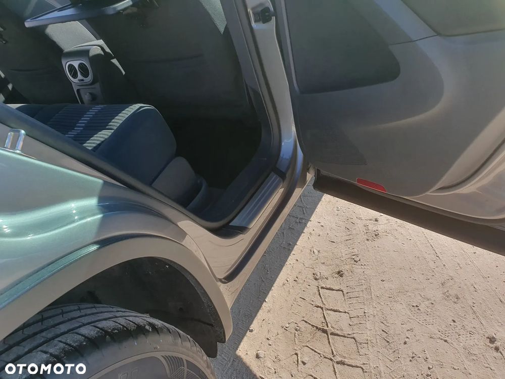 Volkswagen Tiguan 1.4 TSI Trend&Fun - 19