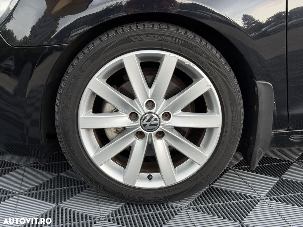 Volkswagen Golf - 14