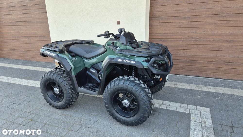 Can-Am Outlander