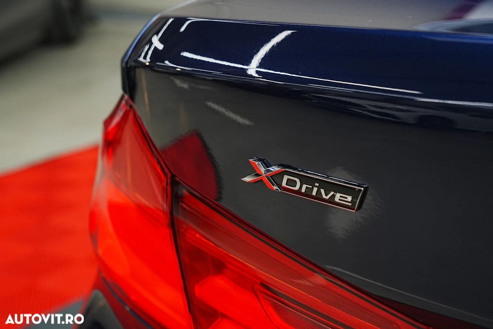 BMW Seria 5 530i xDrive Aut. Sport Line - 22