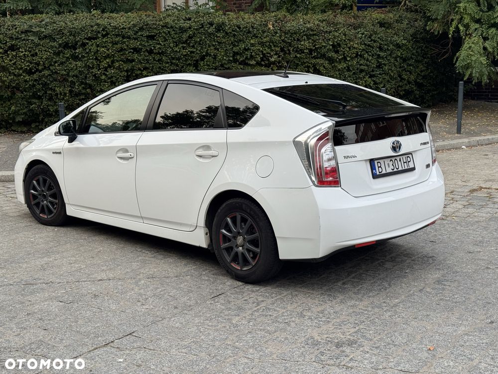 Toyota Prius - 5