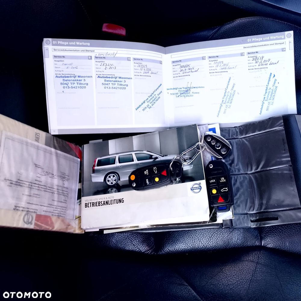 Volvo V70 2.4 Black Edition - 38