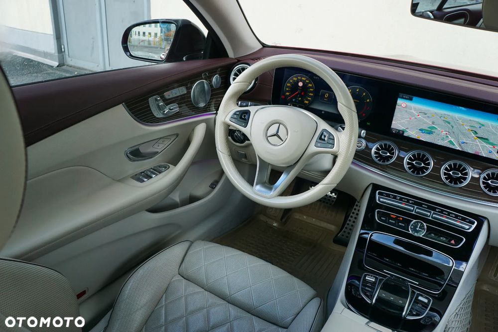 Mercedes-Benz Klasa E 400 Coupe 4-Matic 9G-TRONIC - 18