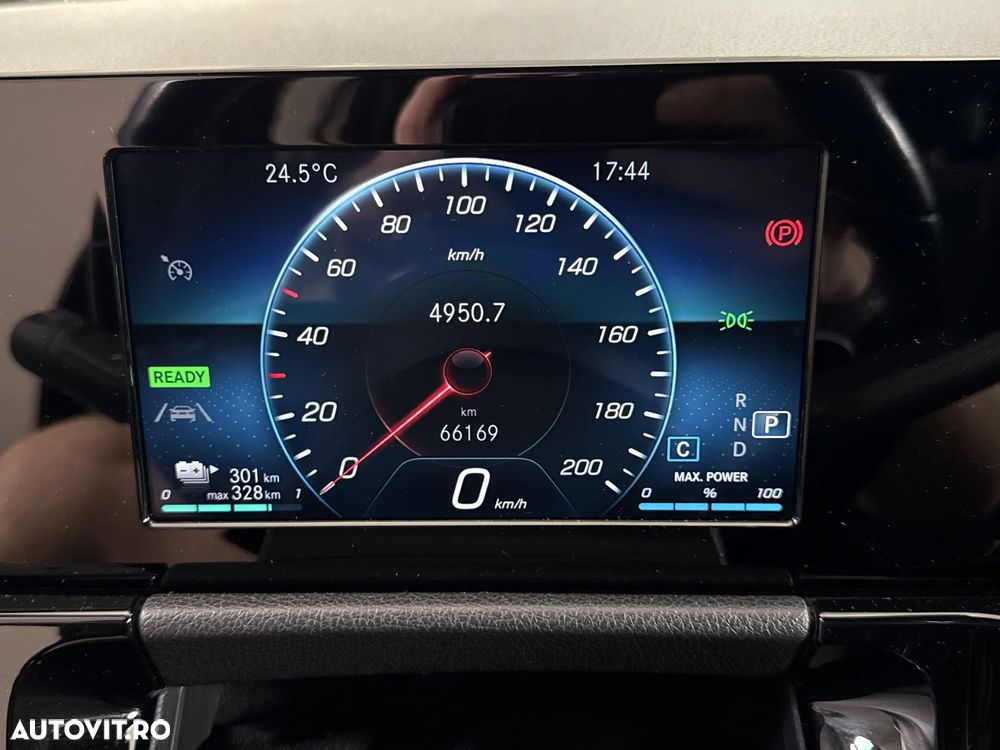 Mercedes-Benz EQA 250 - 11