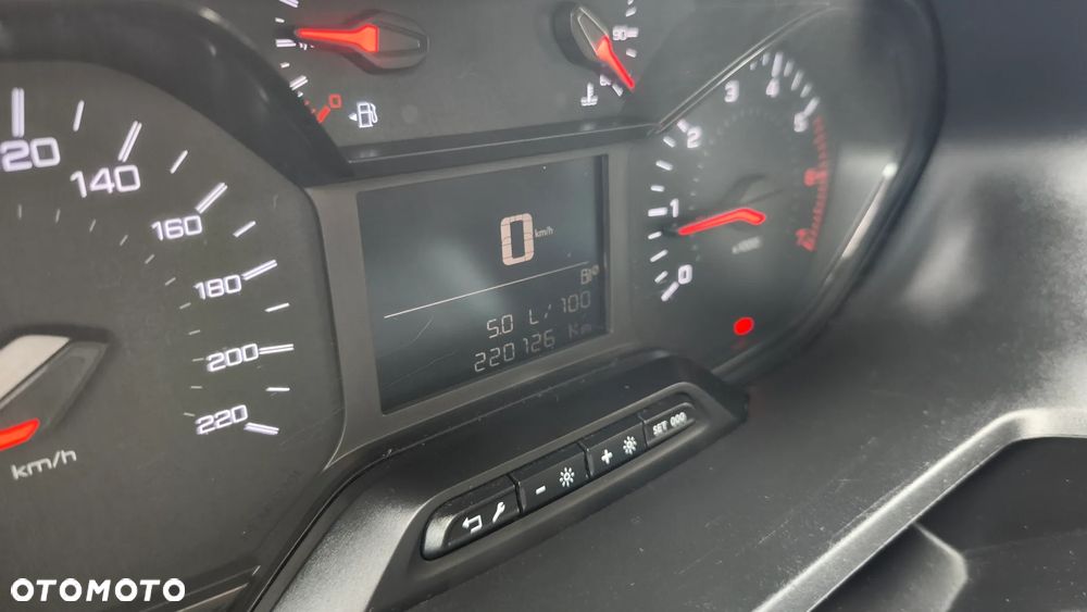 Peugeot PARTNER - 9