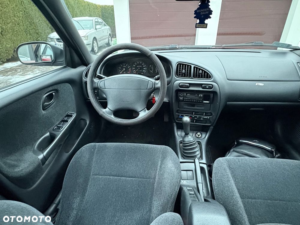 Suzuki Baleno 1.6 GLX - 16