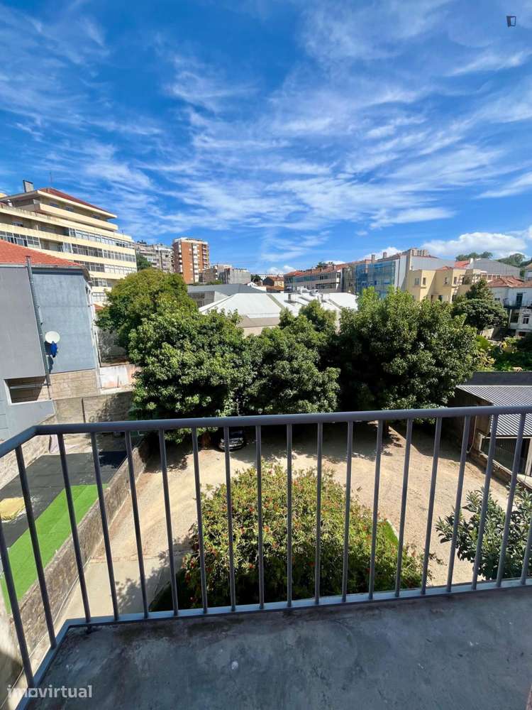 Quarto - localizado em Cedofeita Porto - Grande imagem: 3/12