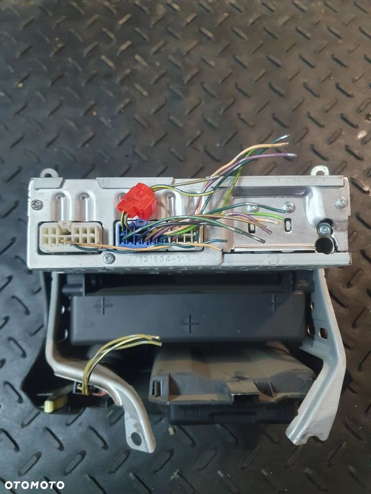 RADIO KASETOWE TOYOTA YARIS 86120-0D070 - 2
