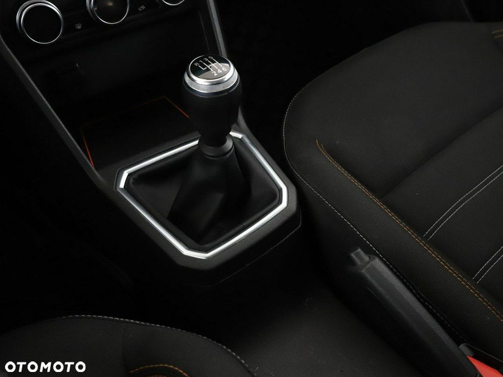 Dacia Sandero TCe 100 Comfort - 28