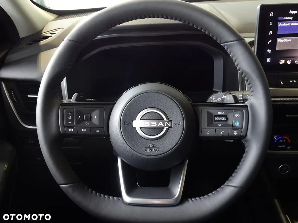 Nissan Qashqai 1.3 DIG-T MHEV N-Connecta Xtronic - 11