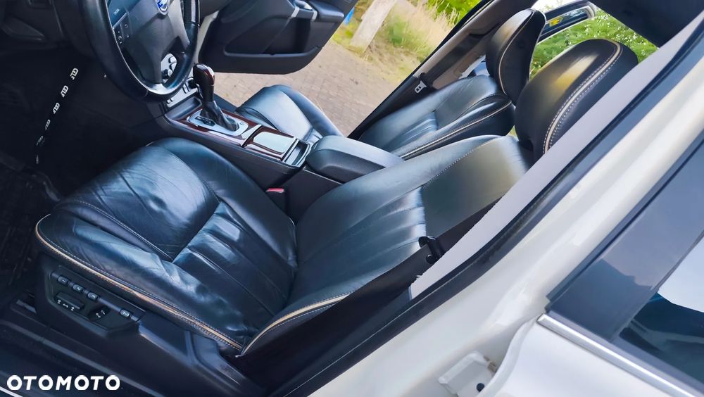 Volvo XC 90 D5 AWD Geartonic RDesign - 22