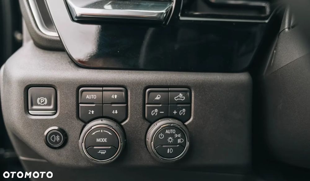 Chevrolet Silverado - 15