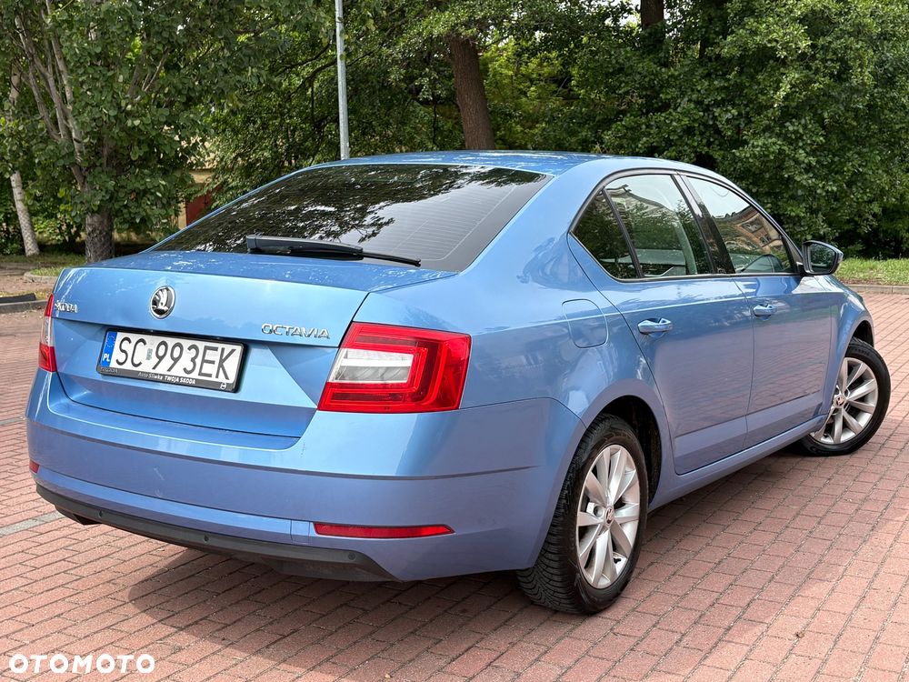 Skoda Octavia 1.6 TDI Ambition DSG - 19