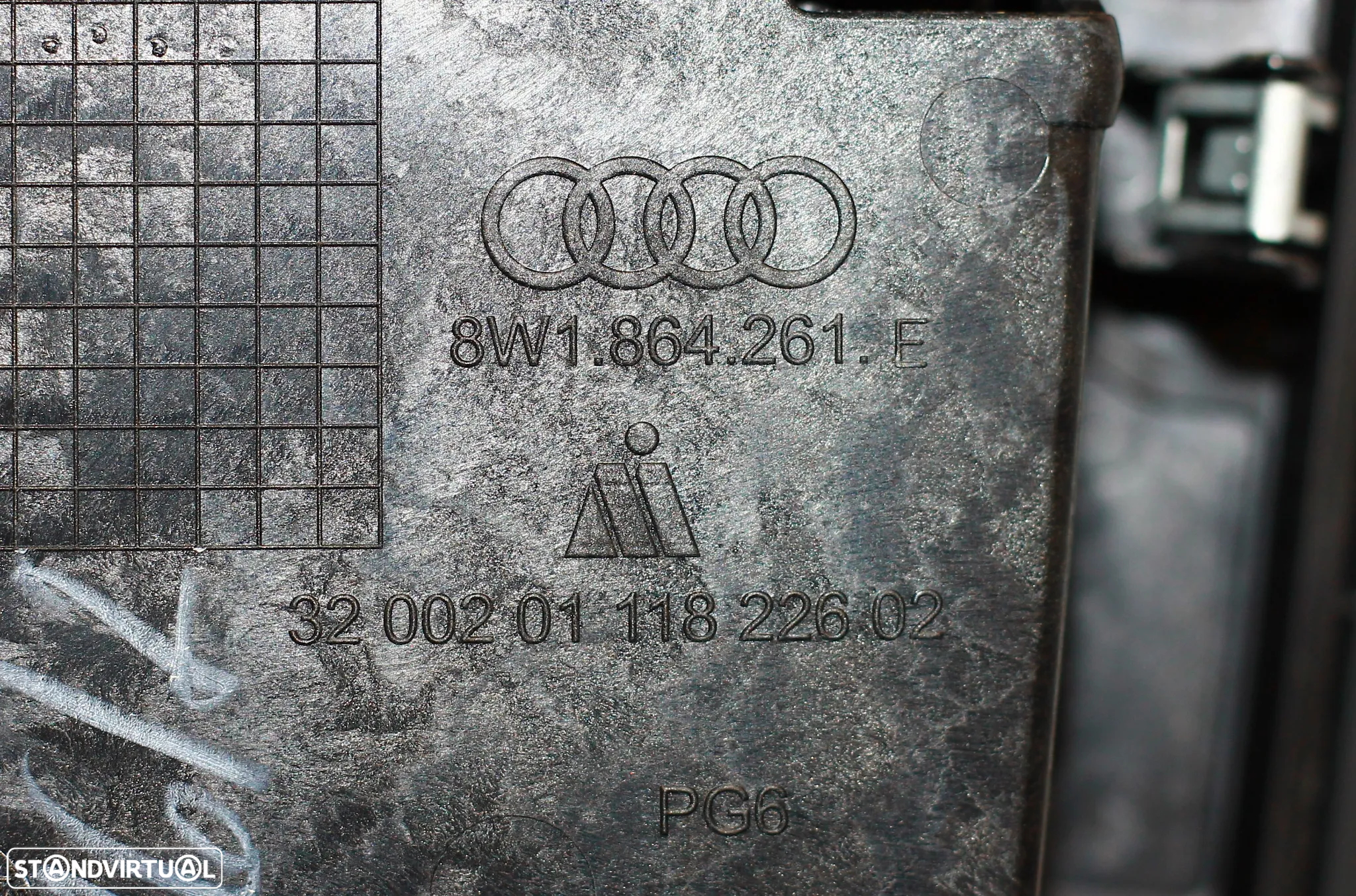 CONJUNTO AUDI A4 8W - 10