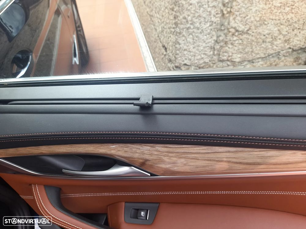 BMW 530 e Aut. Luxury Line - 39