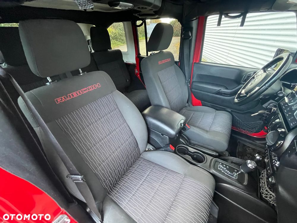 Jeep Wrangler 3.6 Unlim Rubicon X - 22