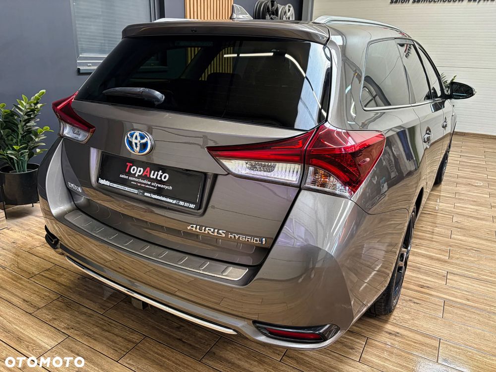 Toyota Auris 1.8 HSD Prestige - 9