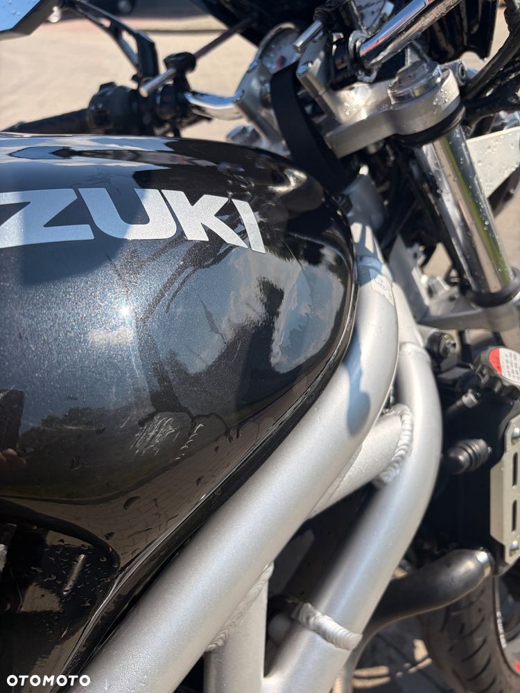 Suzuki SV - 9
