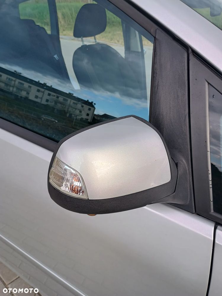 Ford C-MAX 1.6 TDCi DPF Titanium - 9
