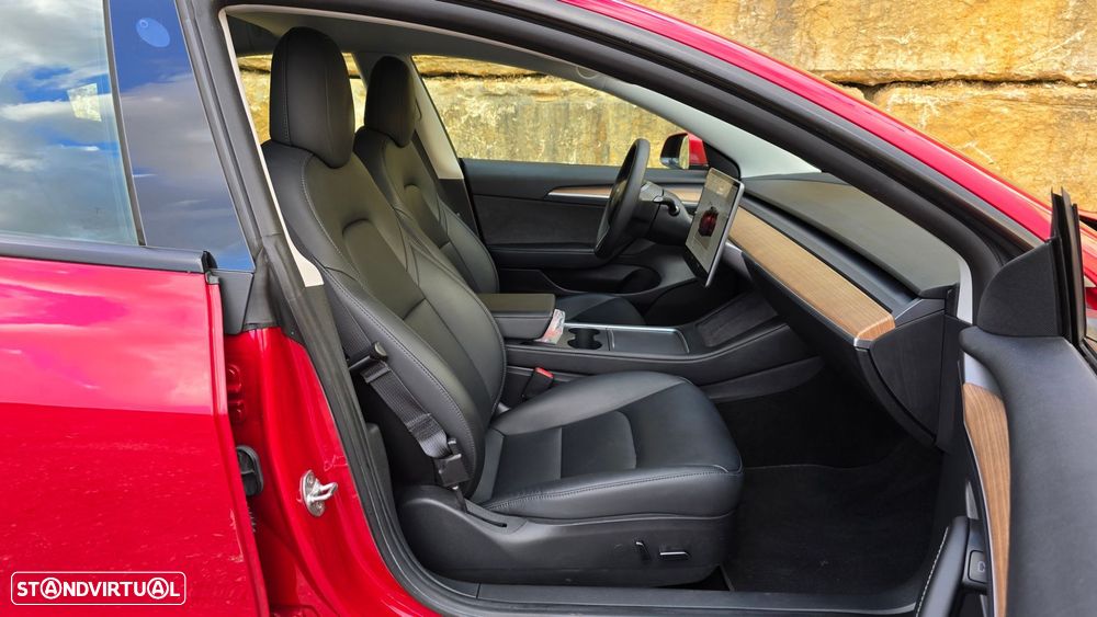 Tesla Model 3 - 52